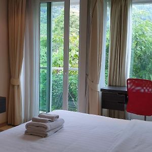 Suite à 2 Chambres à Coucher